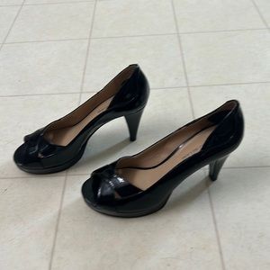 New Antonio Melani Heels , never worn